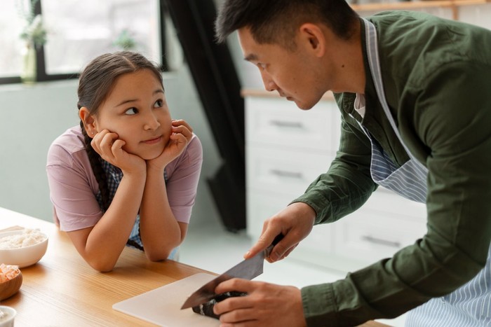 7 Kalimat Ampuh Orang Tua untuk Membangun Mental Kuat Anak