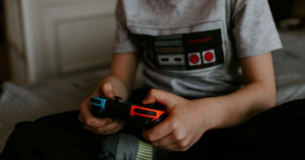 Bermain Video Game Ternyata Baik untuk Otak dan Emosi Anak