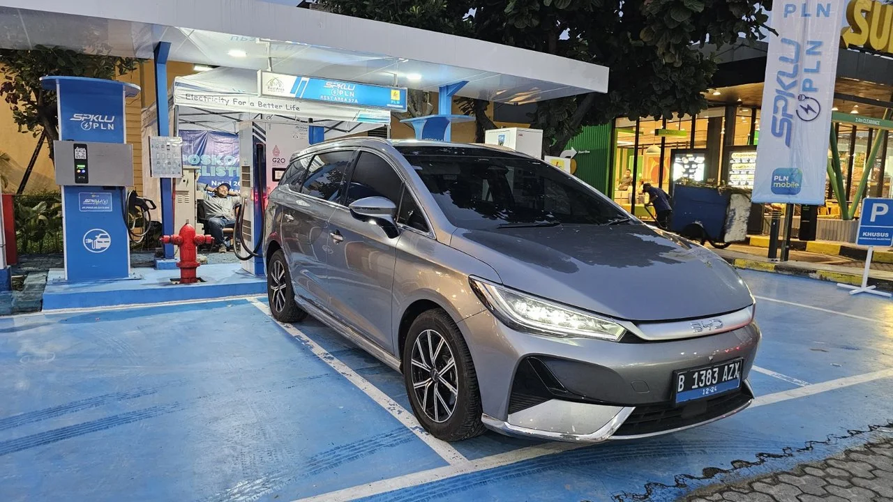 Kecepatan Pengisian Baterai Jadi Senjata Baru Mobil Listrik