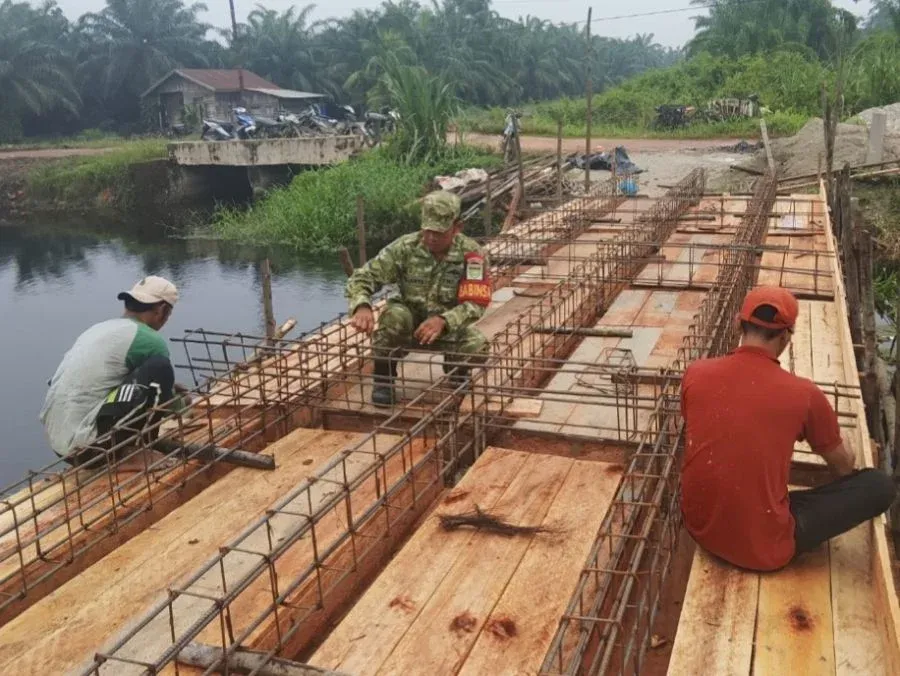 Jembatan Garuda Dikebut, Akses Desa Mulai Terbuka