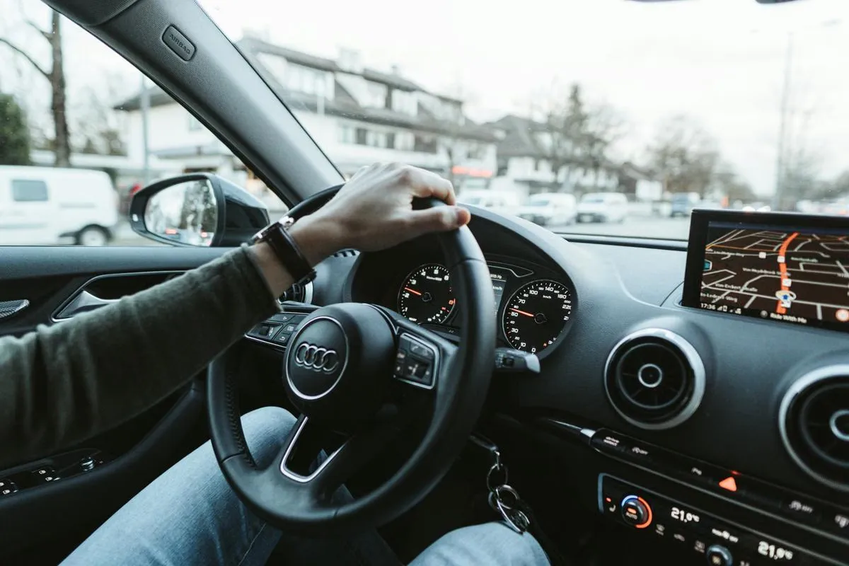 Bagian Interior Mobil Paling Berbakteri dan Cara Membersihkannya dengan Aman