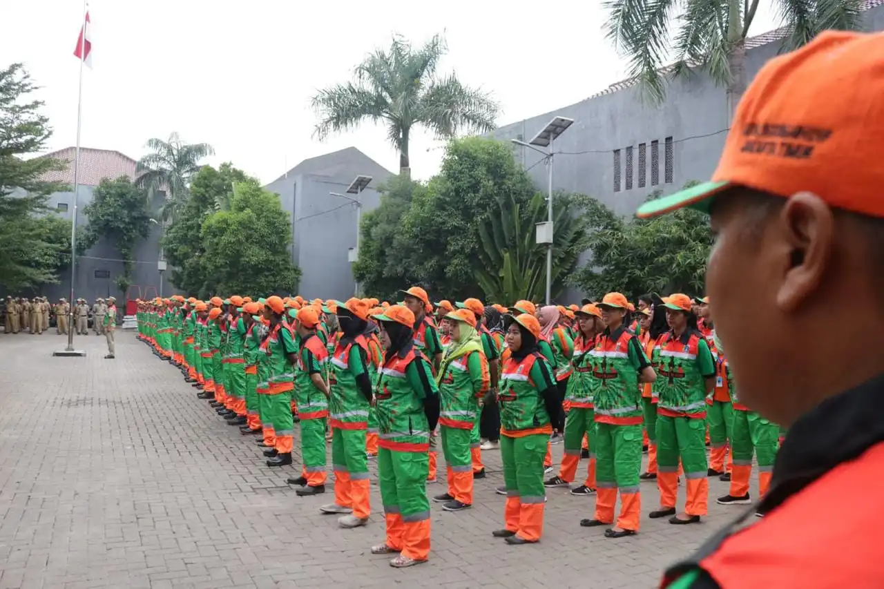 DLH Jakarta Buka 264 Lowongan Penanganan Sampah, Cek Jadwal dan Syarat