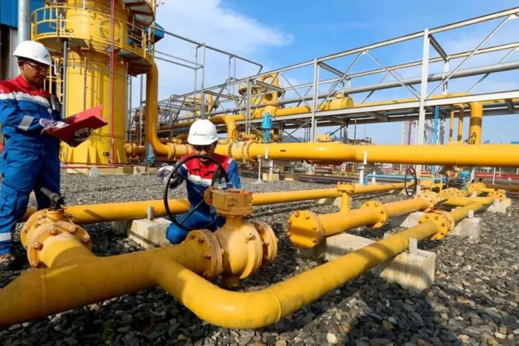 Gas Dialihkan ke Dalam Negeri: Prioritas Energi Diuji