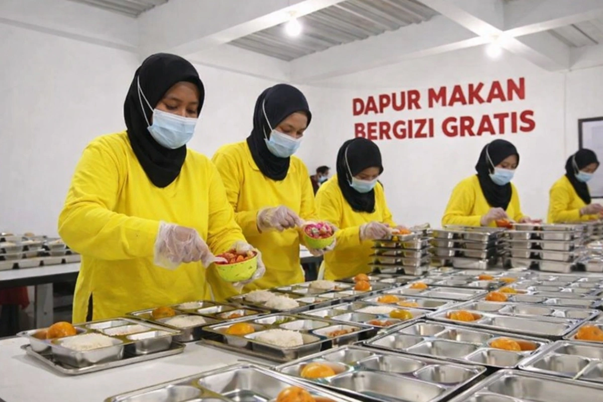 Dari Pemeriksaan Dapur hingga Segel, Pengawasan MBG Harus Menyeluruh