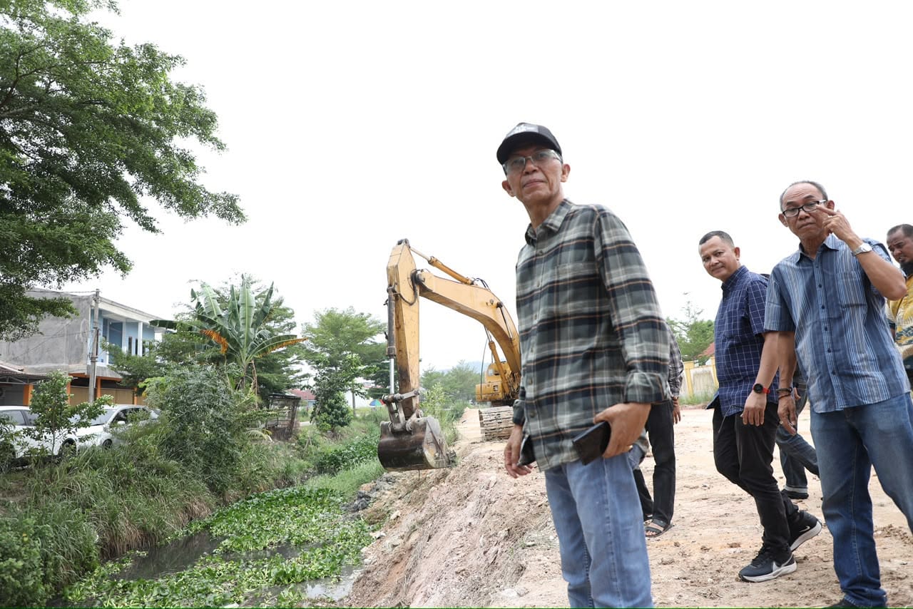 Krisis Ruang Kelas: Sif Berlapis dan Lesehan di Sekolah Dasar