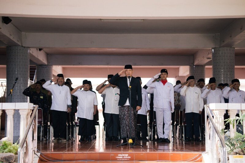 Pesantren Modern: Teknologi Digital Tanpa Hilang Ruh Agama