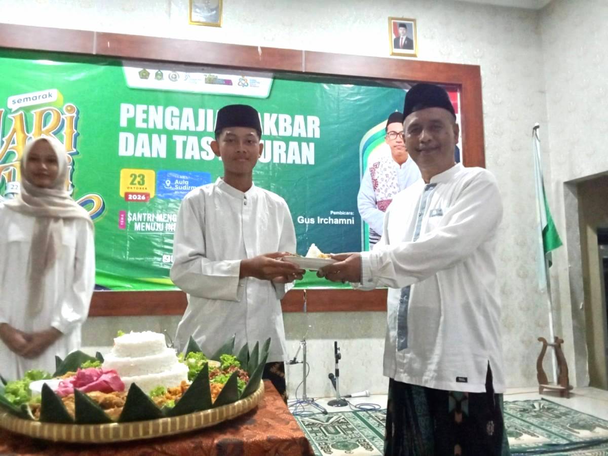 Apel, Doa, dan Penguatan Karakter Santri
