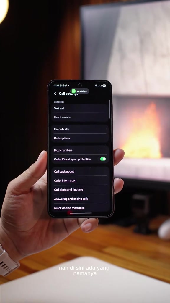 Menu Call settings pada Galaxy dengan Caller ID and spam protection menyala