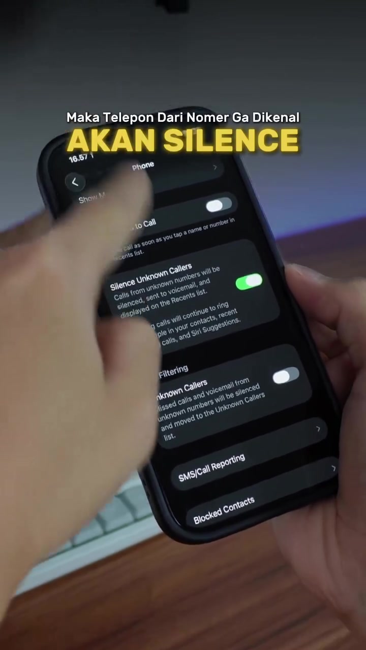 Setelan Phone di iPhone dengan opsi Silence Unknown Callers aktif
