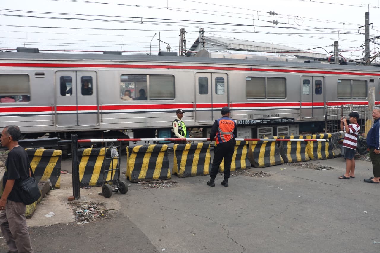 Perlintasan MA Salmun Ditutup: Tiga Rute Alternatif