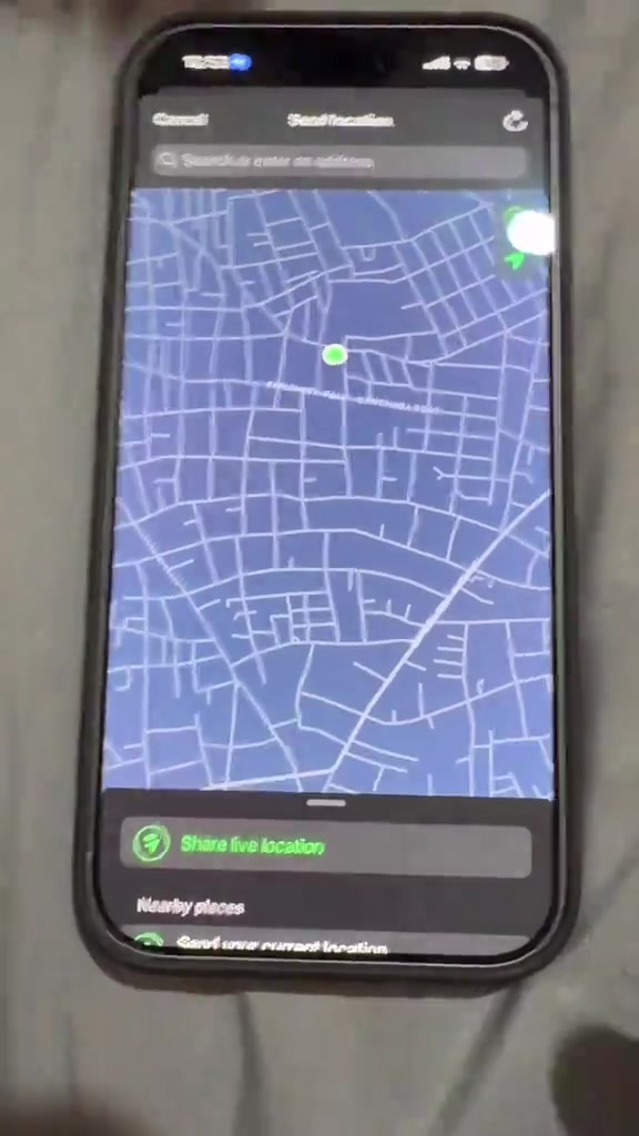 Cara Share Lokasi Live di WhatsApp dan Google Maps dengan Aman