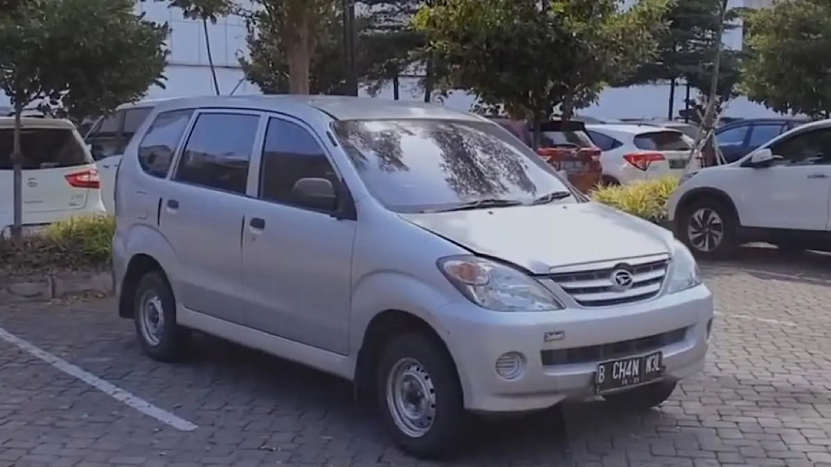 7 Mobil Bekas Irit Bensin dan Panduan Memilih Unit Andal