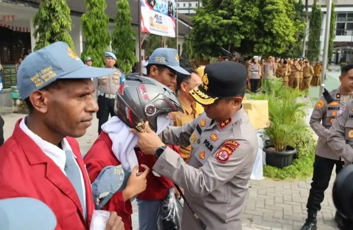 Dari Anti-Perundungan hingga Bijak Bermedia Sosial, Polisi Membina Pelajar