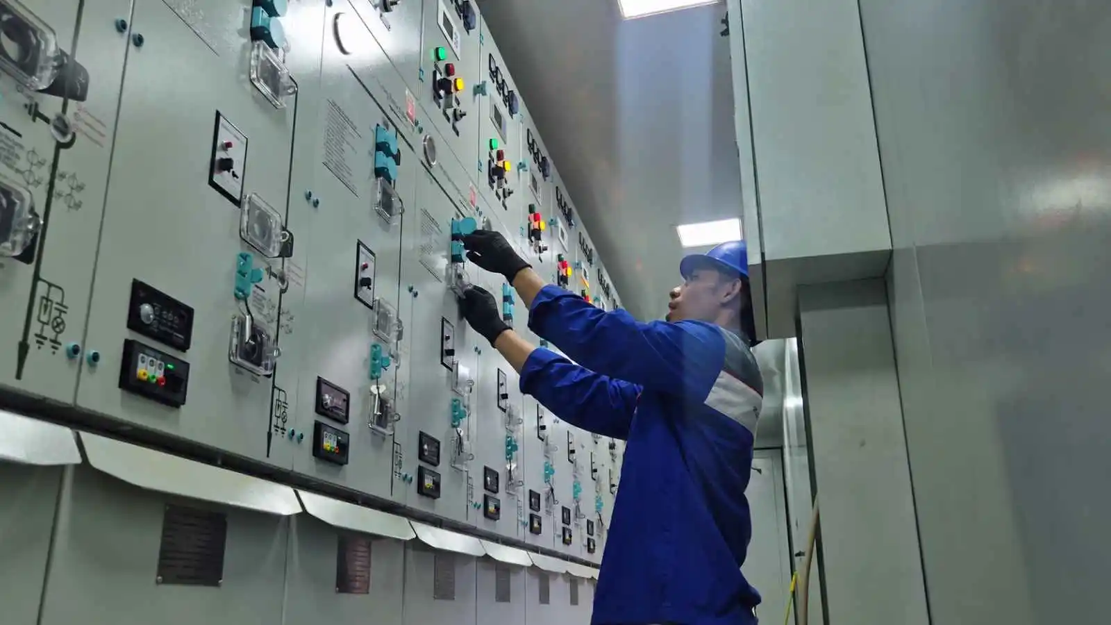 PLN Satukan Gardu Induk dan Pembangkit untuk Menguatkan Ekonomi Lokal