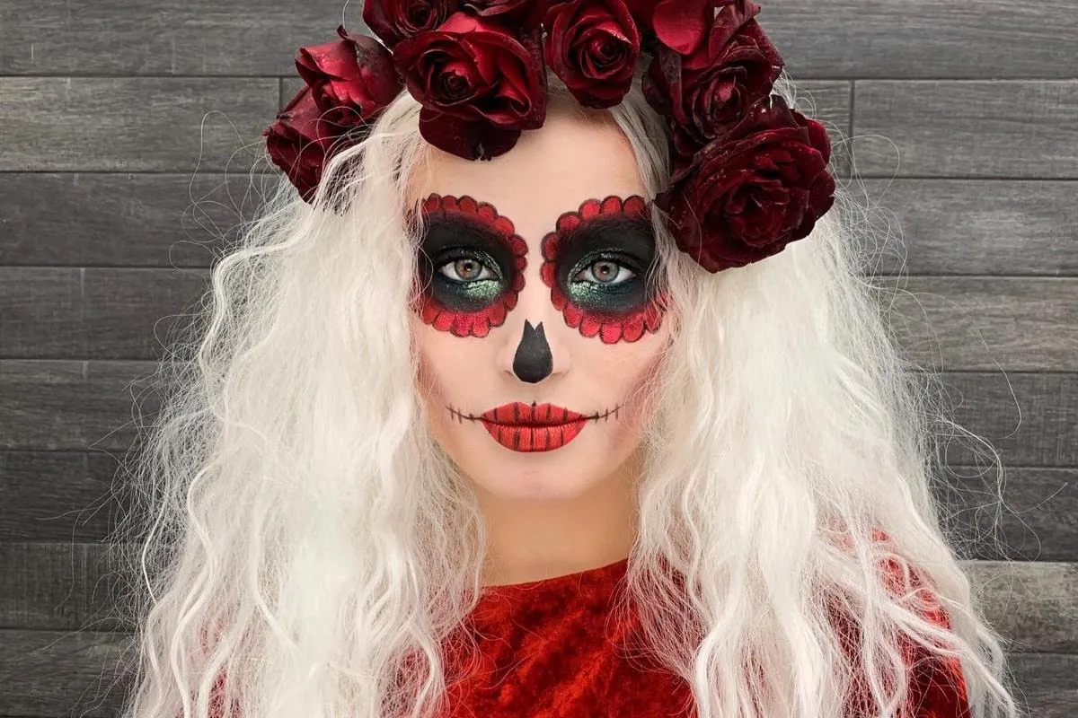 8 Ide Makeup Halloween Simpel dari Seram hingga Glamor