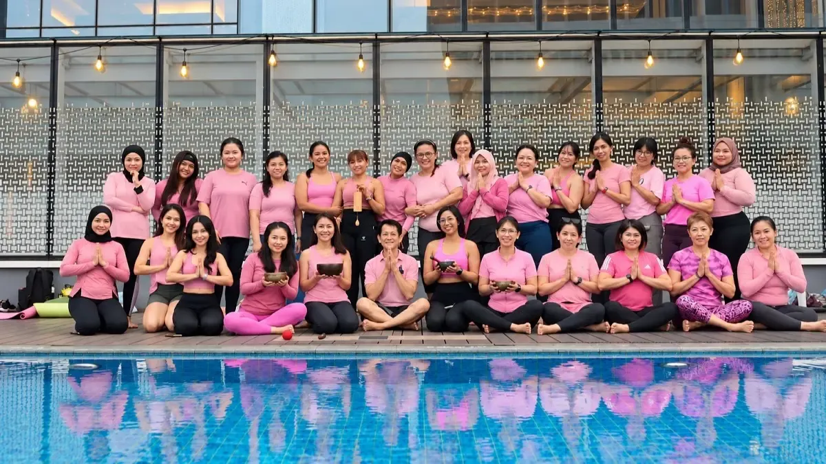 Saat Yoga Senja Menjadi Ajakan Peduli Kesehatan Payudara