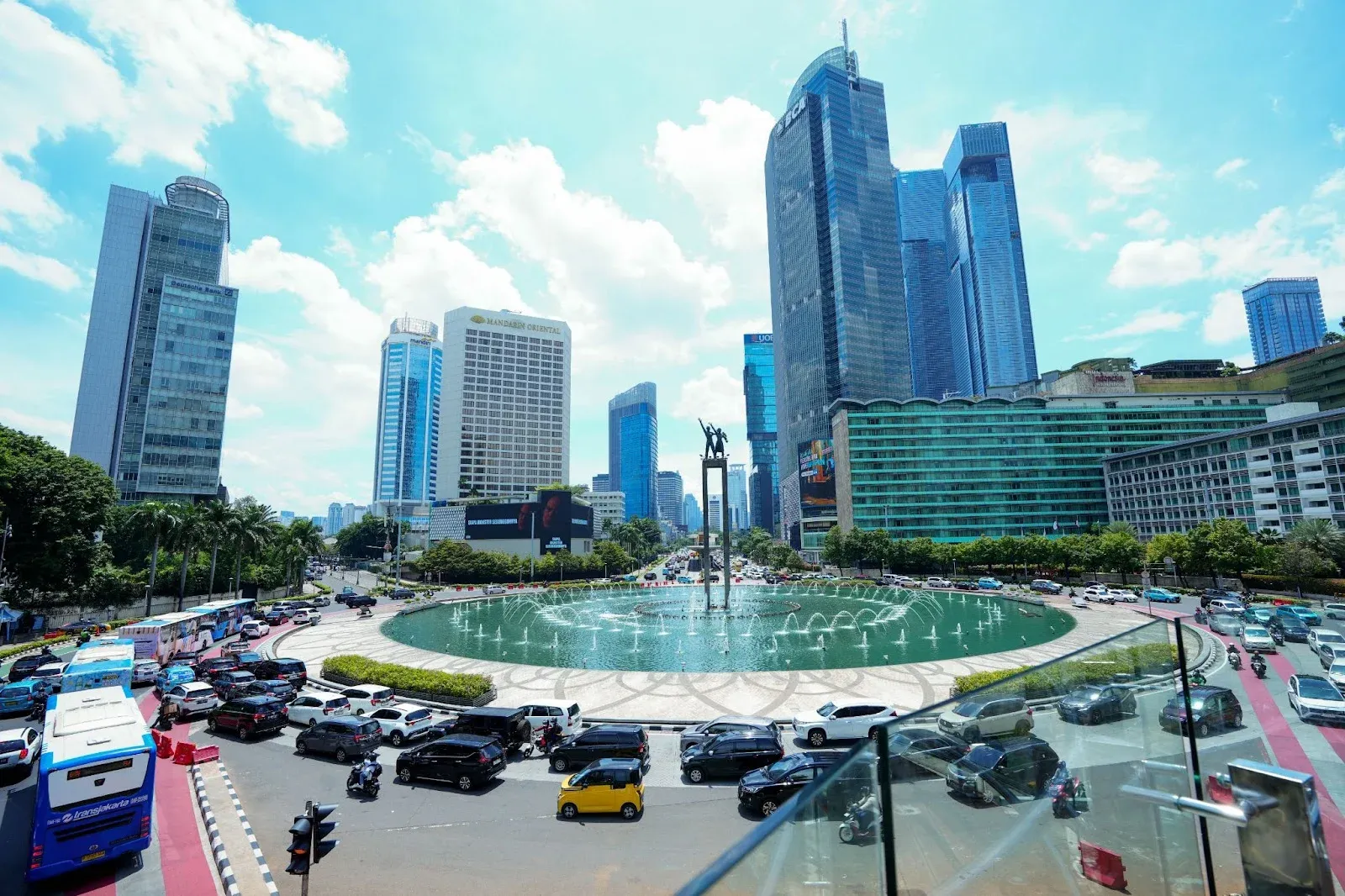 Cara Memantau CCTV dan Menghindari Jalan Padat Saat Demo