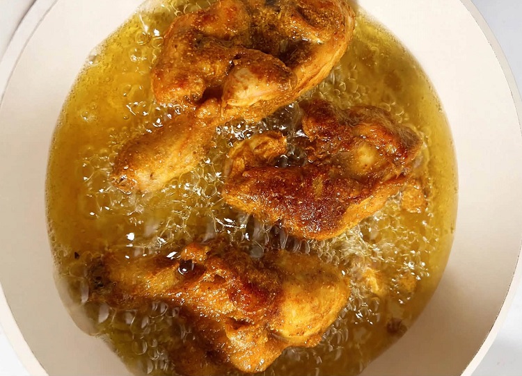 Ayam Goreng Bawang Putih Renyah dan Tetap Juicy