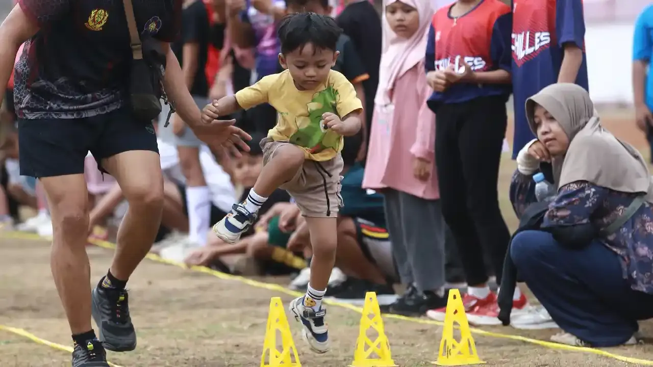 Kompetisi Lari Anak Tumbuh dari Sekolah hingga Festival