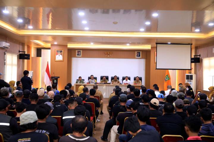 1.000 Personel Satlinmas Disiapkan untuk Apel Besar