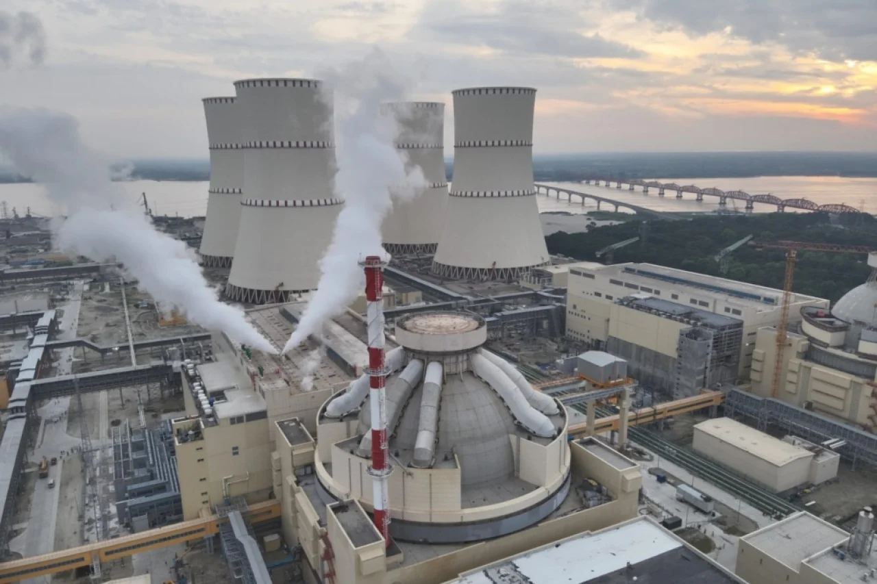 Energi Nuklir: Ambisi Baru dan Ujian Keselamatan