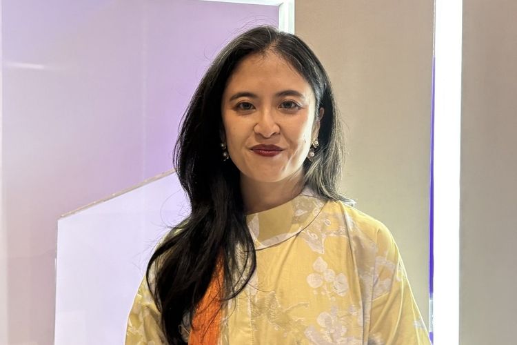 Dari Calla Lily hingga Cosmos, Bunga Menemukan Bahasa Baru di Runway