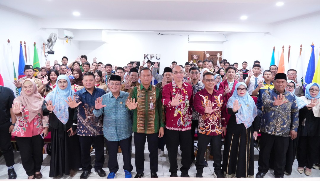 Dari Gedung Parlemen hingga Museum, Pelajar Belajar Demokrasi
