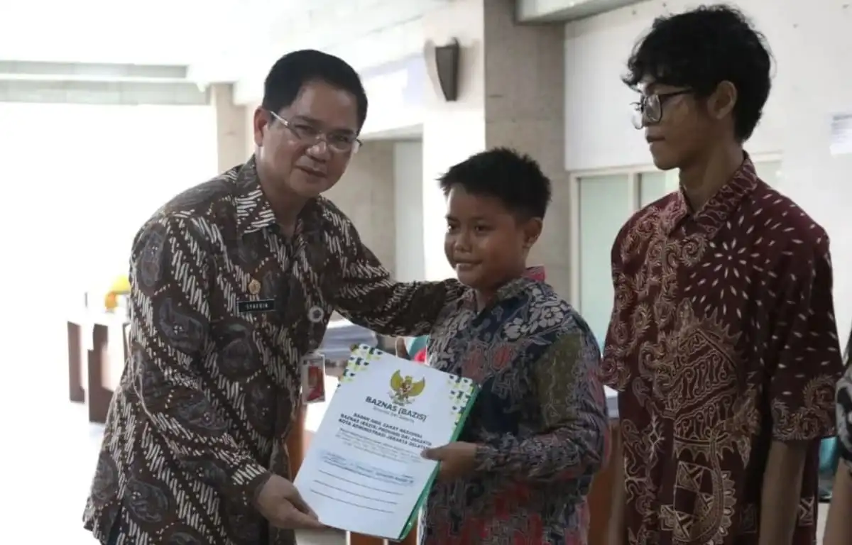 Pemutihan Ijazah Membuka Kembali Langkah Lulusan SMK