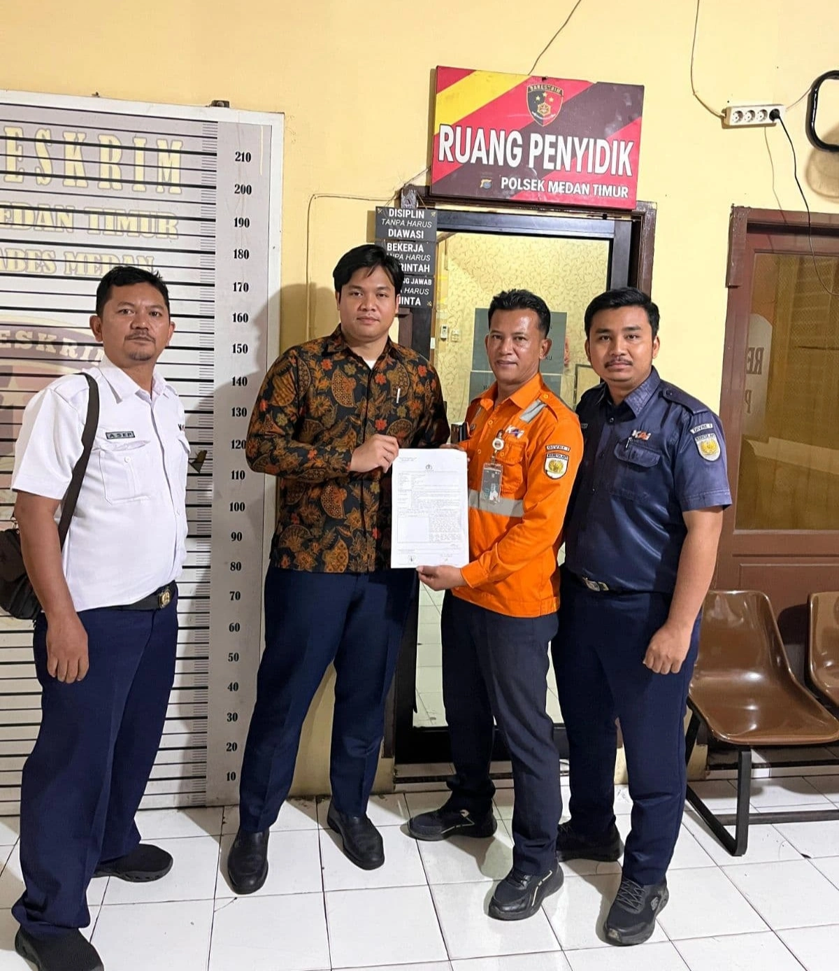 Dua Pengosongan Properti Ricuh, Polisi dan Pegawai Terluka