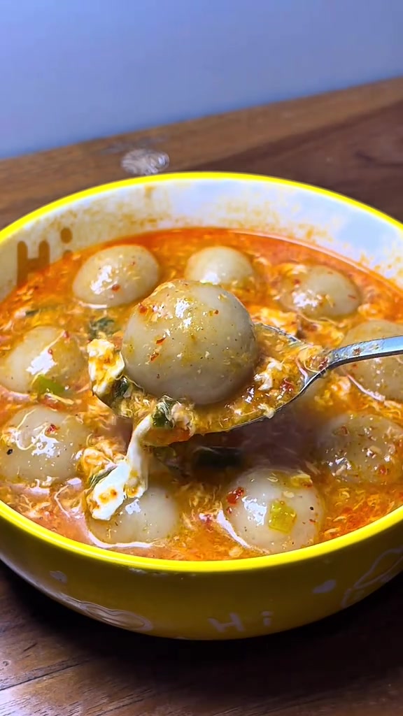 Cilok Kuah Seblak Isi Telur Puyuh yang Kenyal dan Gurih
