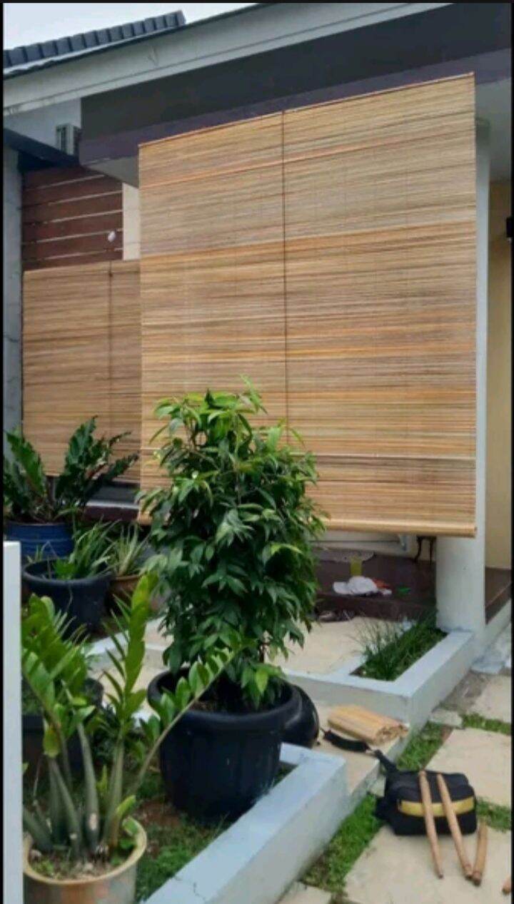 Turun 22%: Tirai bambu sawit gulung