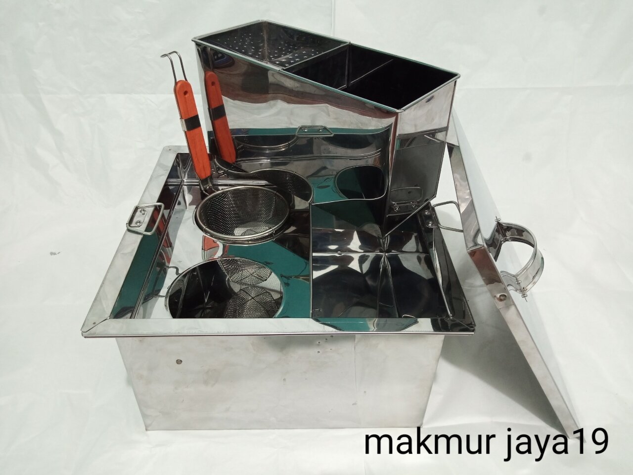 Turun 22%: dandang mie kotak lubang 2