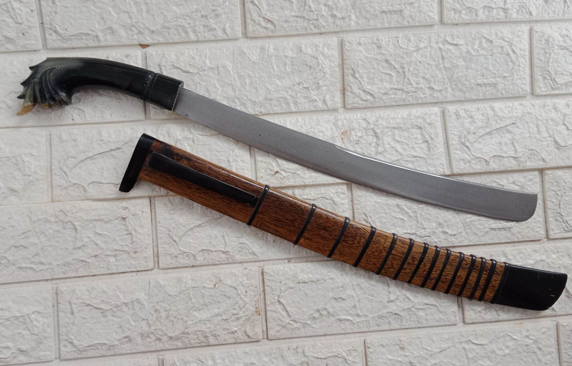 Turun 31%: Golok Handle Macan Warangka