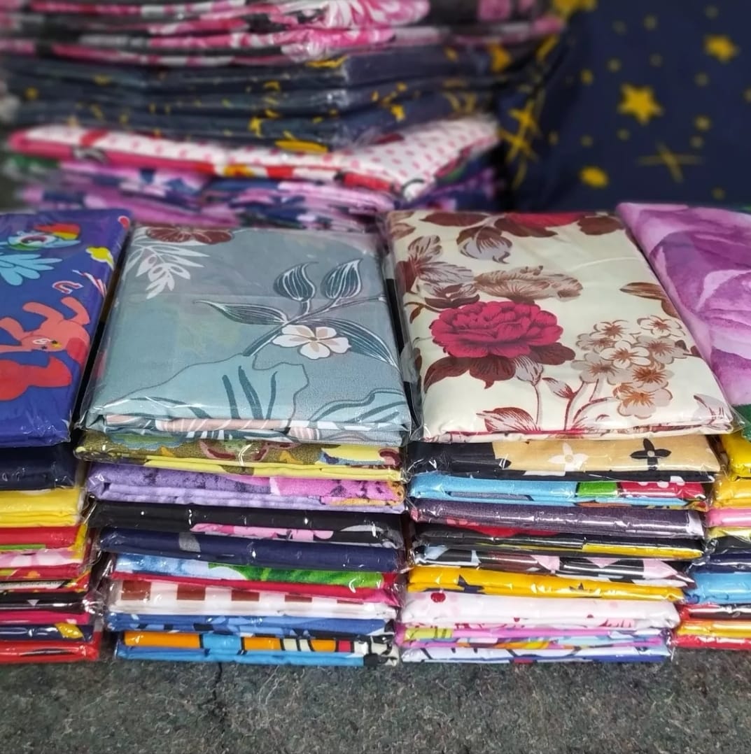 Turun 28%: sarung bantal isi 12pcs