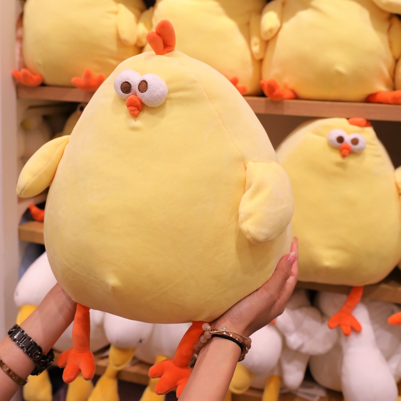 Harga Baru Turun: MINISO Boneka Ayam