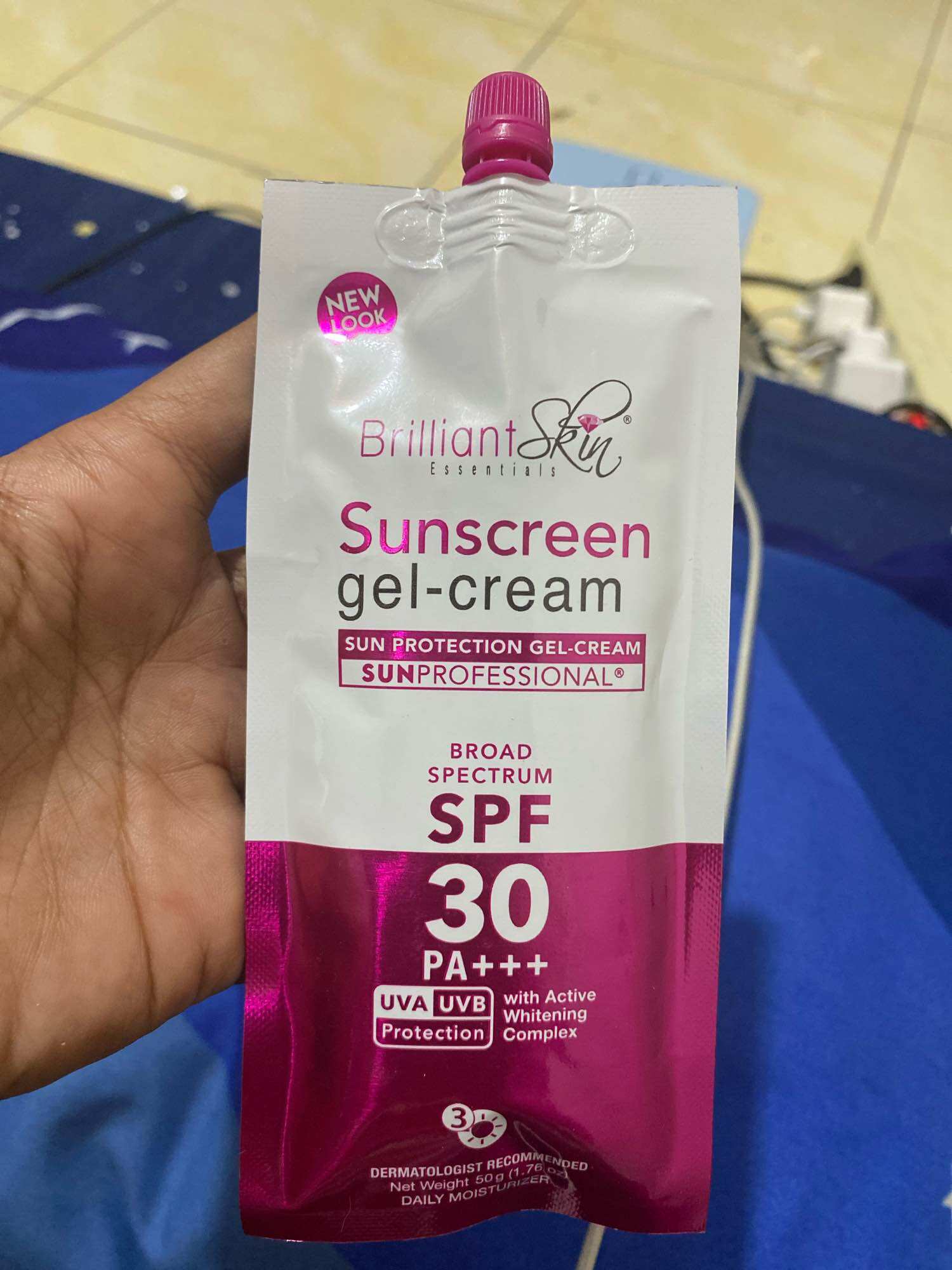 Turun 29%: sunscreen gel-cream refil isi