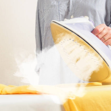 Setrika Uap Tidak Keluar Uap? Ini Cara Mudah Memperbaikinya Sendiri