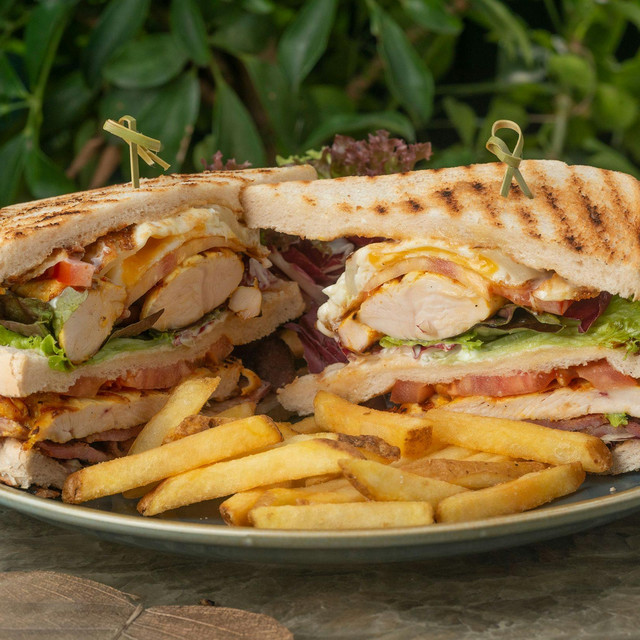 Biar Nggak Cepat Lemas, Ini Rahasia Bikin Toast Tinggi Serat untuk Puasa