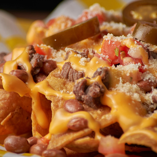 Cara Membuat Saus Keju Kental ala Bioskop untuk Teman Makan Nachos