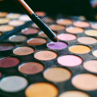 Warna Eyeshadow Nggak Keluar? Intip Rahasia Agar Eyeshadow Palette Kamu Lebih Pigmented
