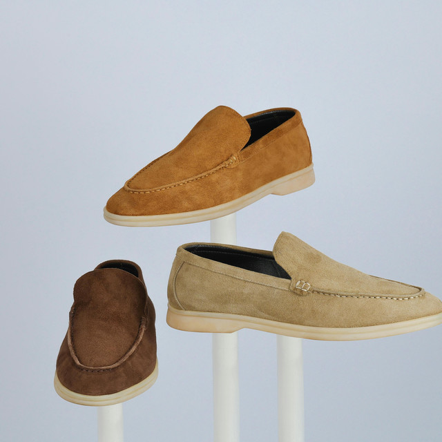 Cara Membersihkan Sepatu Suede Tanpa Merusak Tekstur