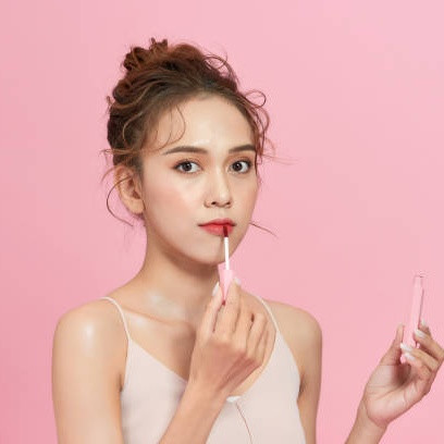 Cara Mengaplikasikan Lip Tint Ombre Ala Korea