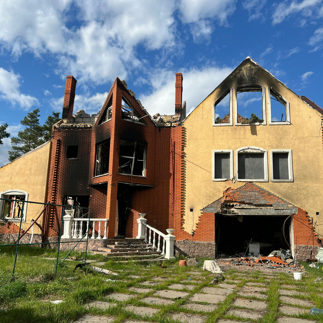 Cara Deteksi Kabel dalam Tembok dengan Digital Multi-scanner untuk Keamanan Rumah