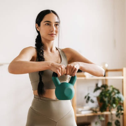 Tips Menggunakan Kettlebell agar Latihan Lebih Efektif