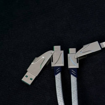 Kabel Data Multifungsi, Solusi Praktis atau Ada Minusnya?