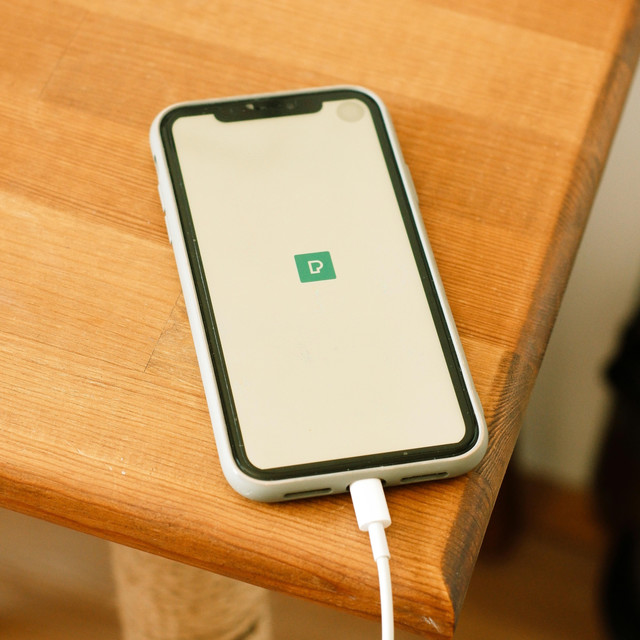 7 Kebiasaan Saat Mengisi Daya yang Bikin Baterai Cepat Habis