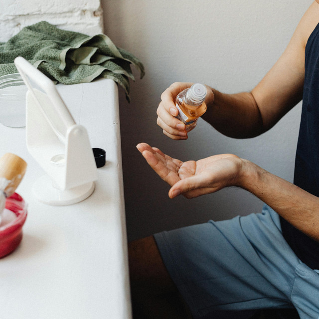 Panduan Lengkap Memilih Shaving Cream untuk Kulit Sensitif