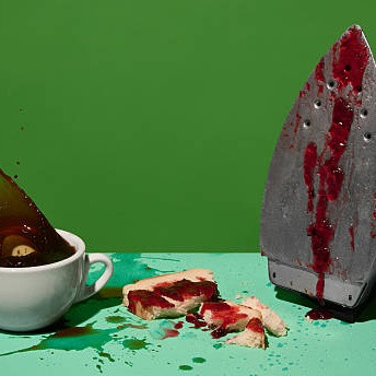 Cara Membersihkan Setrika Lengket