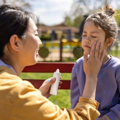 Rekomendasi 4 Sunscreen Anak yang Aman