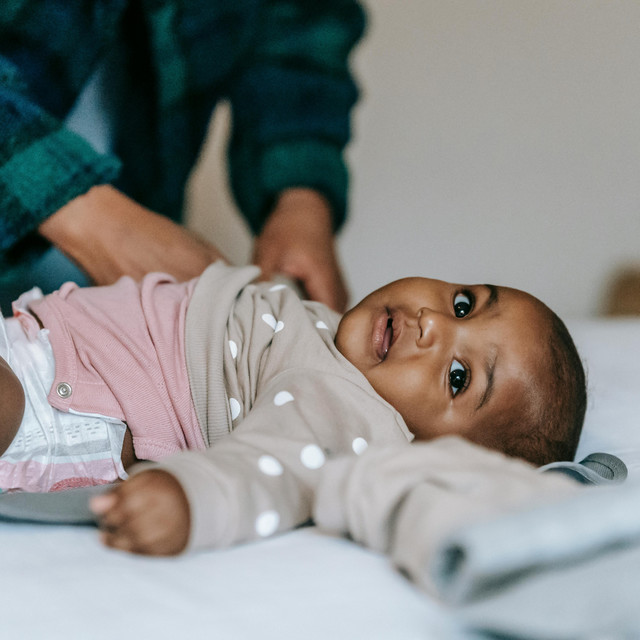 Mengapa Timbangan Digital Bayi Penting untuk Cegah Stunting di Rumah?